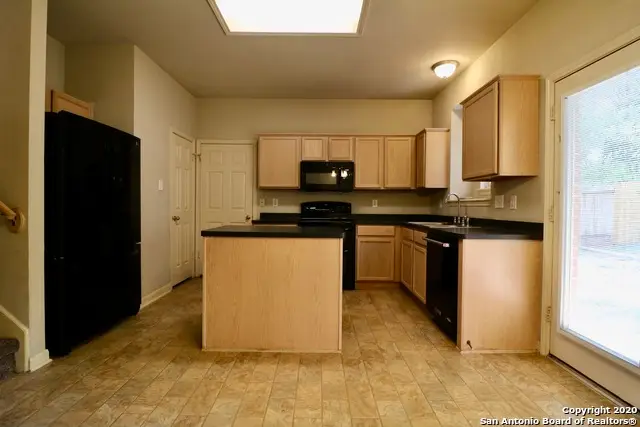 7 Claybrook, San Antonio, TX 78254 - Image #3