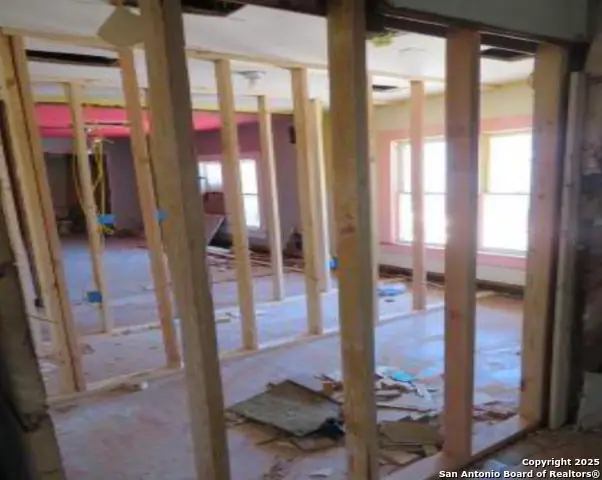 157 Halliday, San Antonio, TX 78210 - Image #3