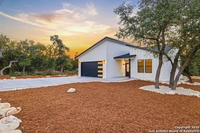 1210 Fernwood Rd, Fischer, TX 78623 - Image #2