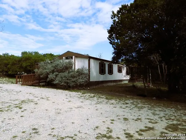 164 E 18th, Lakehills, TX 78063 - Image #2