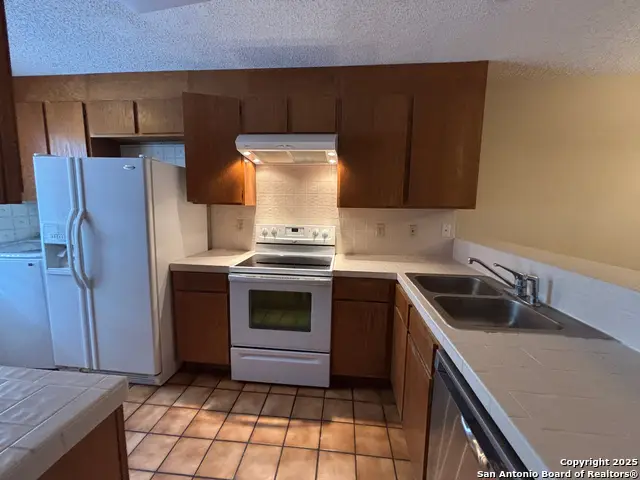 11815 Vance Jackson #1602, San Antonio, TX 78230 - Image #2