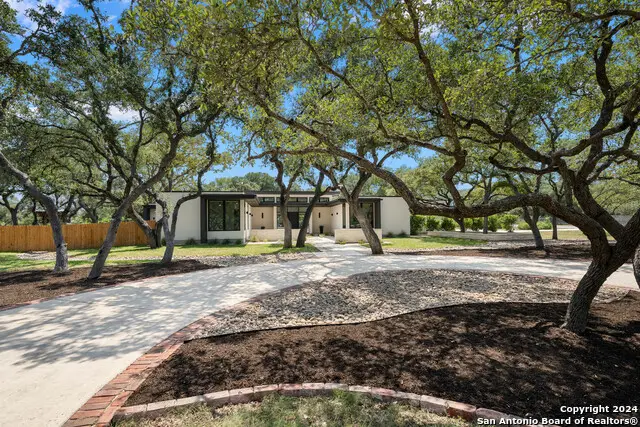 210 Cliffside, Shavano Park, TX 78231 - Image #2