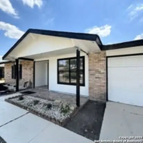 8610 Bravo Valley, San Antonio, TX 78227 - Image #1