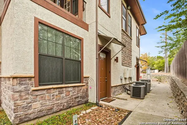 7342 Oak Manor #6202, San Antonio, TX 78229