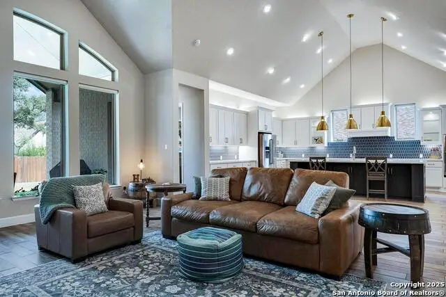 10027 Sarah Place, Boerne, TX 78006 - Image #2