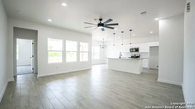 16720 Llano Estacado, Atascosa, TX 78002 - #1