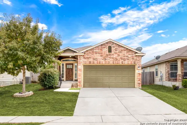 1021 Lauren St, New Braunfels, TX 78130 - Image #1