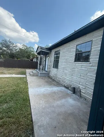 422 Ellana Claire, San Antonio, TX 78225 - Image #2