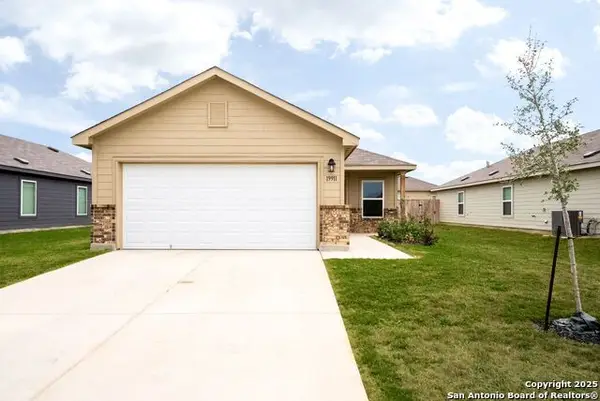 19911 Wyatt Earp, Lytle, TX 78052