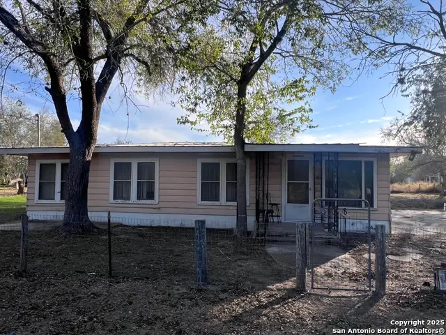 85 Brazos, Campbellton, TX 78008 - Image #2