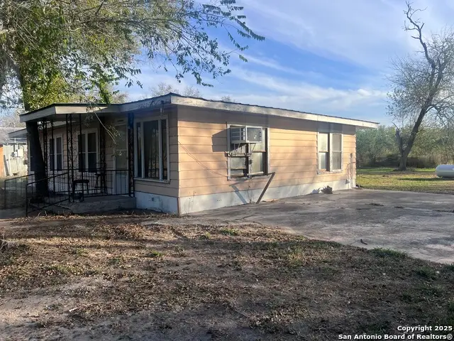 85 Brazos, Campbellton, TX 78008 - Image #3