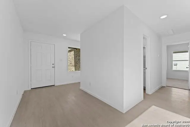 2210 Collins Aly, Converse, TX 78109 - Image #3