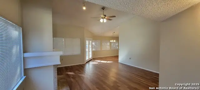 9827 Balanced Rock, Converse, TX 78109 - Image #2