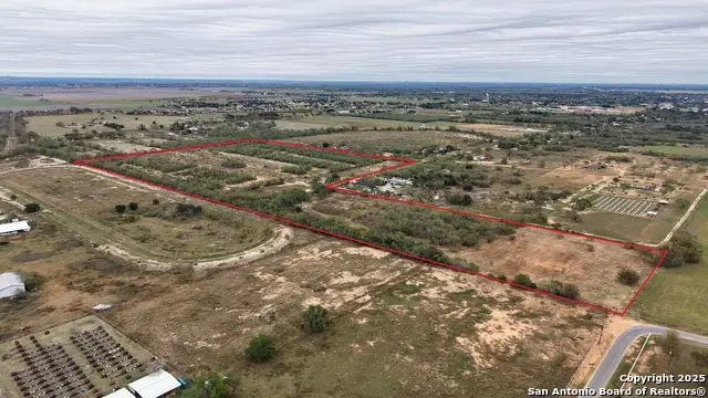 16687 Pr 681, Lytle, TX 78052 - Image #2