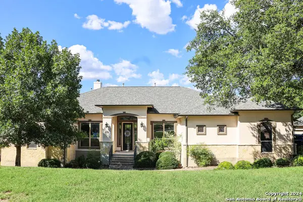 23902 Verde River, San Antonio, TX 78255