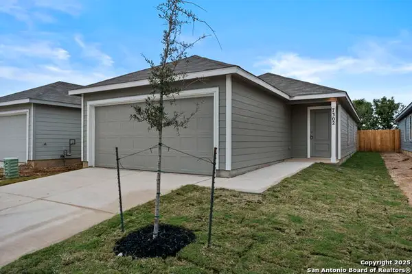 7302 Brownleaf Dr, San Antonio, TX 78227