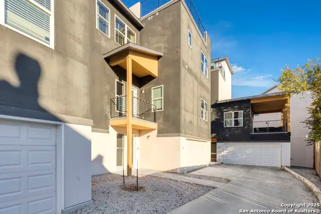 100 Lewis St. Bldg #7, San Antonio, TX 78212 - Image #1