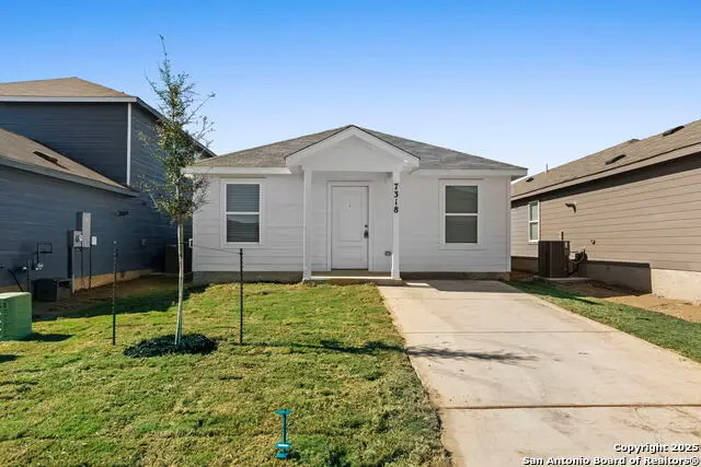 7318 Brownleaf Dr, San Antonio, TX 78227 - Image #1