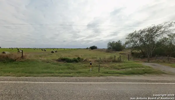 5466 Fm 462, Moore, TX 78057