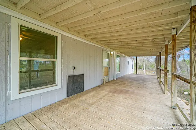 844 County Road 4511, Hondo, TX 78861 - Image #2