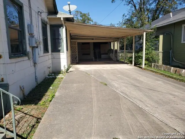 105 E Bonner Ave, San Antonio, TX 78214 - Image #2
