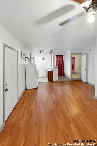 111 Dublin Ave, San Antonio, TX 78223 - Image #2