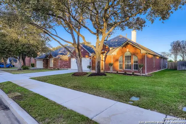 937 Forest Ridge, Schertz, TX 78154 - Image #2