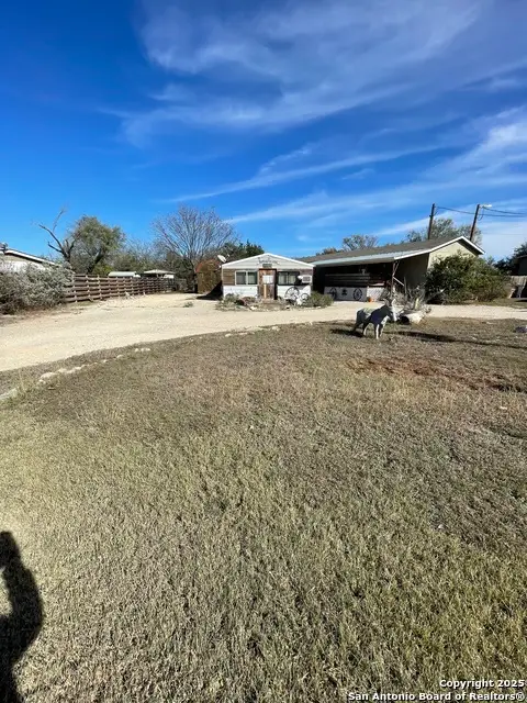 449 Mountain View, Bandera, TX 78003 - Image #1