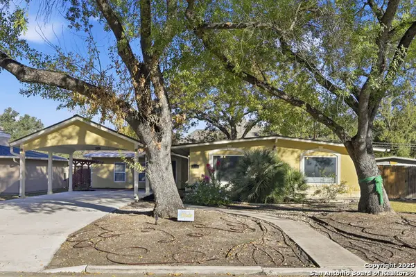 415 Calumet, San Antonio, TX 78209