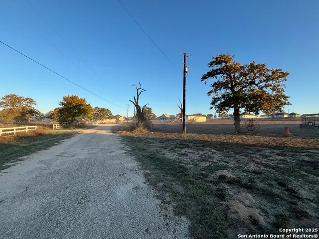 410 Shady, La Vernia, TX 78121 - Image #1