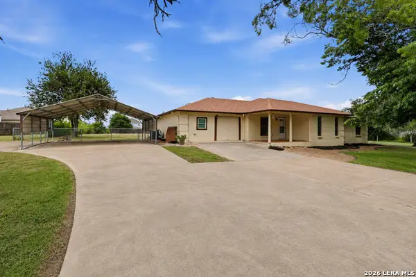 5220 Fm 1518, St Hedwig, TX 78152
