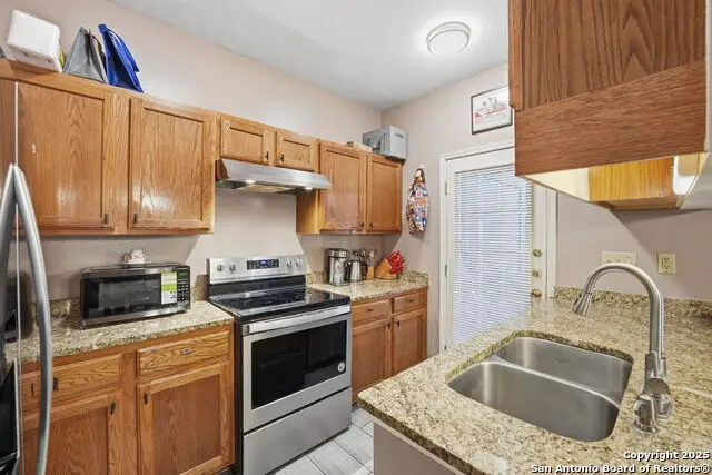 8655 Datapoint Dr #505, San Antonio, TX 78229 - Image #3