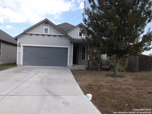 4902 Drovers Path, Saint Hedwig, TX 78152 - Image #1