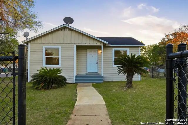 342 Bristol, San Antonio, TX 78214 - Image #1