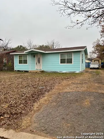 411 Old Carrizo, Uvalde, TX 78801 - Image #1