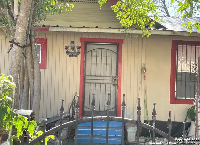 1002 Menchaca, San Antonio, TX 78207 - Image #1