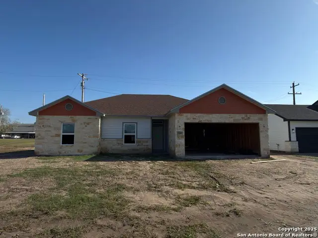 1541 NE Maryville Loop, Beeville, TX 78102 - Image #1