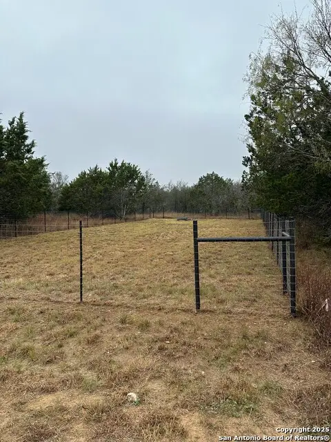 378 Medina, Bandera, TX 78003 - Image #2