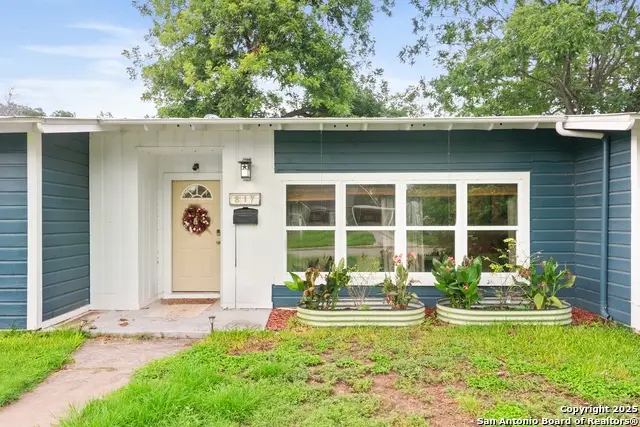 817 Laurel, Uvalde, TX 78801 - Image #3