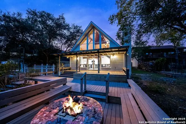 884 Lakebreeze, Canyon Lake, TX 78133 - Image #1