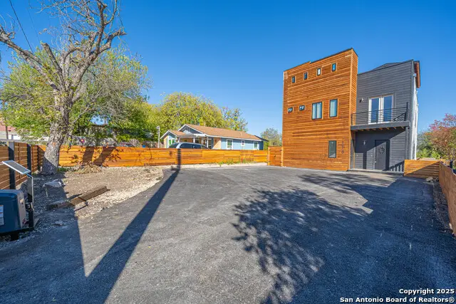 118 Clark Ave, San Antonio, TX 78203 - Image #1