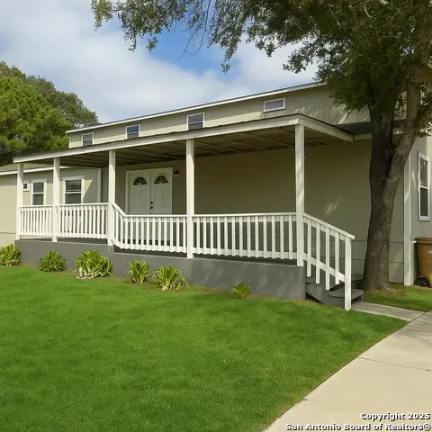 4207 Waterwood Pass, Elmendorf, TX 78112 - Image #2