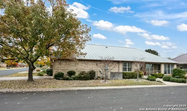 1702 Cherrywood Dr, Fredericksburg, TX 78624 - Image #2