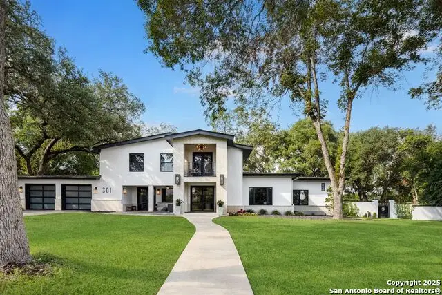 301 Primrose Place, Alamo Heights, TX 78209 - Image #2