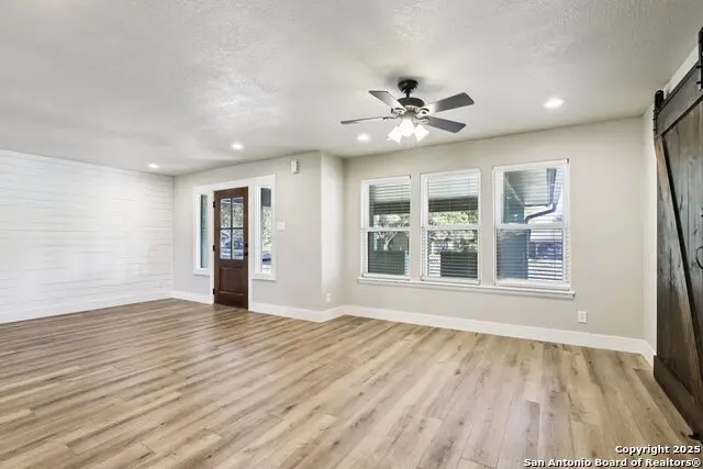 786 Renee, Seguin, TX 78155 - #3