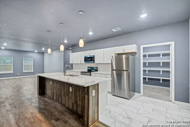 3715 Commercial, San Antonio, TX 78221 - #2