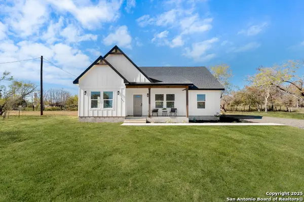 732 County Road 6846, Lytle, TX 78052