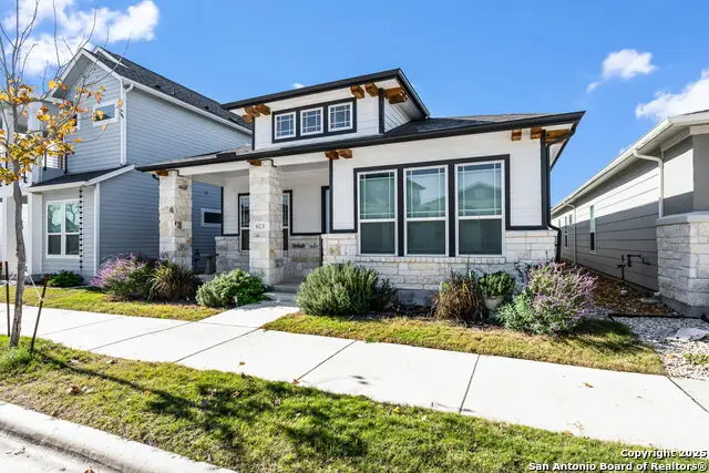 623 N Guenther, New Braunfels, TX 78130 - #2