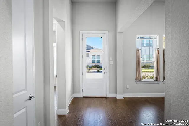 623 N Guenther, New Braunfels, TX 78130 - #3