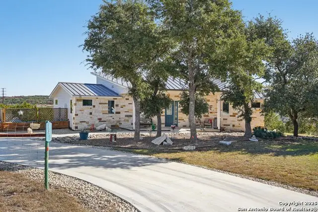 145 Longhorn Trail, Kerrville, TX 78028 - #1